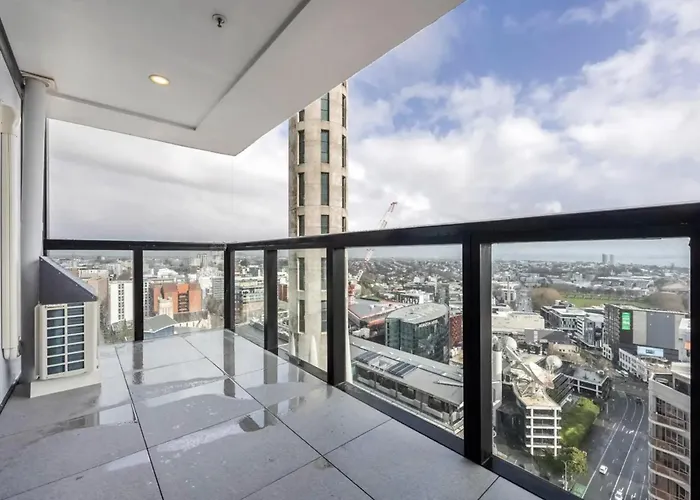 Fabulous Auckland Cbd Views 2 Bedroom 2 Bathroom Apartment